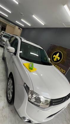 MITSUBISHI OUTLANDER 3.0 GT 4X4 V6 24V GASOLINA 4P AUTOMÁTICO